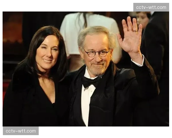 为促进性别平等，国际举联要求各国协会管理层女性比例不低于30%